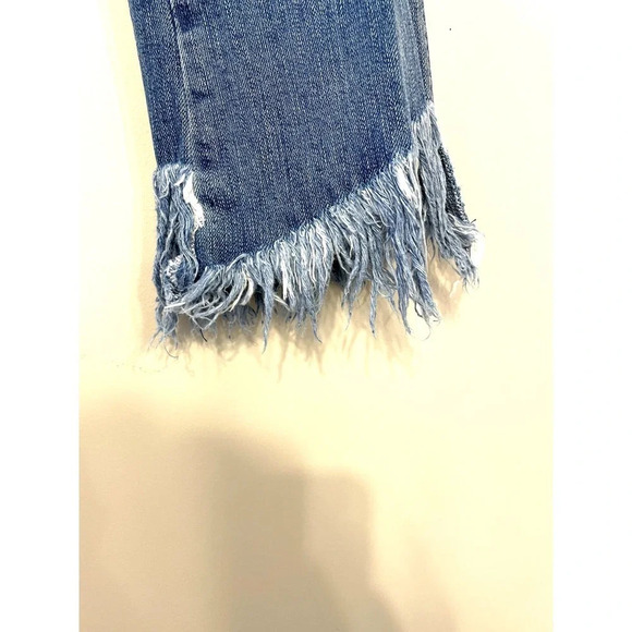 Zara Trafaluc Denimwear | Women's Distressed Medium Wash Jeans Size 2 - Picture 4 of 9